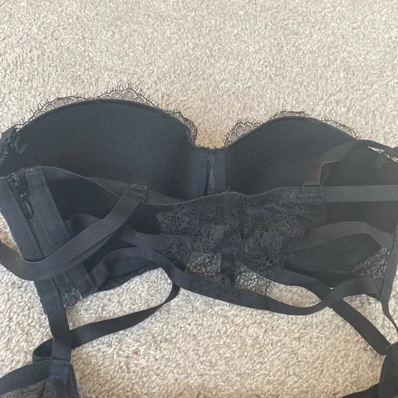 NWOT Victoria Secret lingerie - Picture 5 of 8